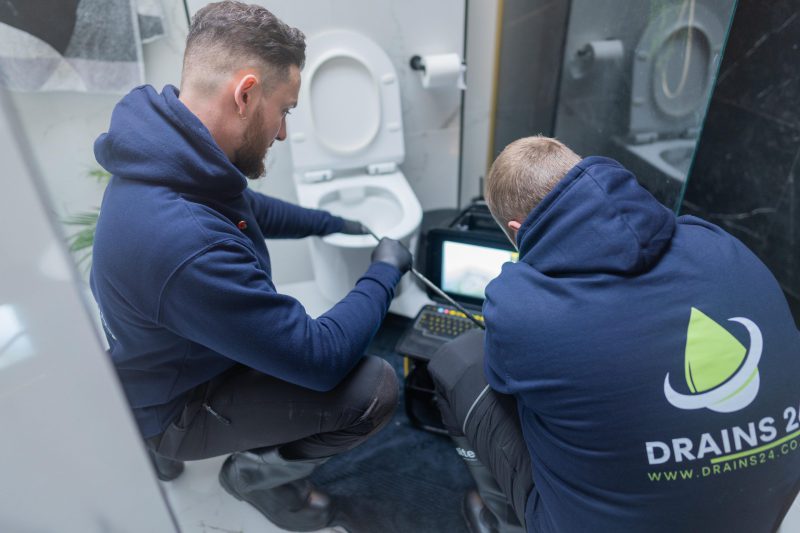 Southampton Drain Problems in Terraced Homes CCTV drain equipment and signs of older pipework causing drainage problems.